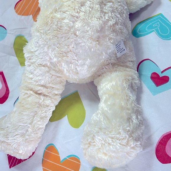 Hallmark Teddy Bear Plush Sweet Hugs Heart - Picture 7 of 15